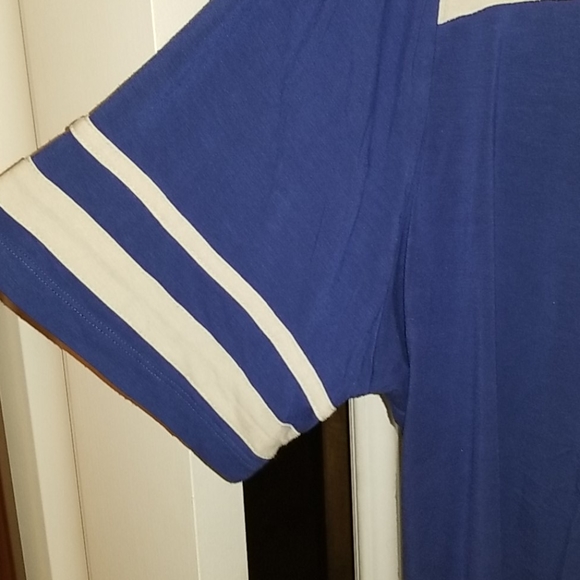 T Shirt - Picture 3 of 4